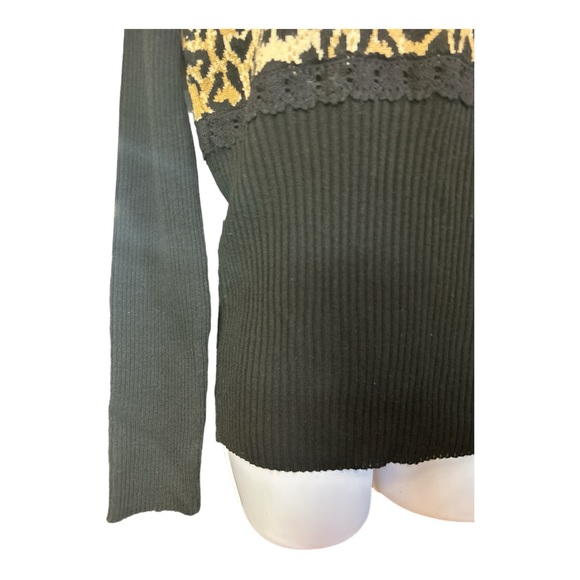 Simona Pelta wool blend sweater - Picture 3 of 7